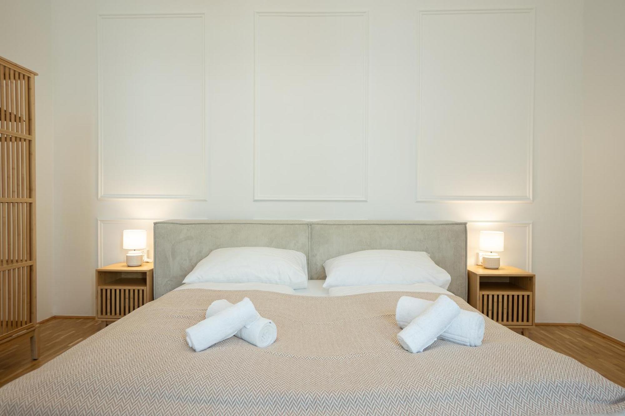 Vibrant 107 M2 Flat In The City Center Wien Exteriör bild